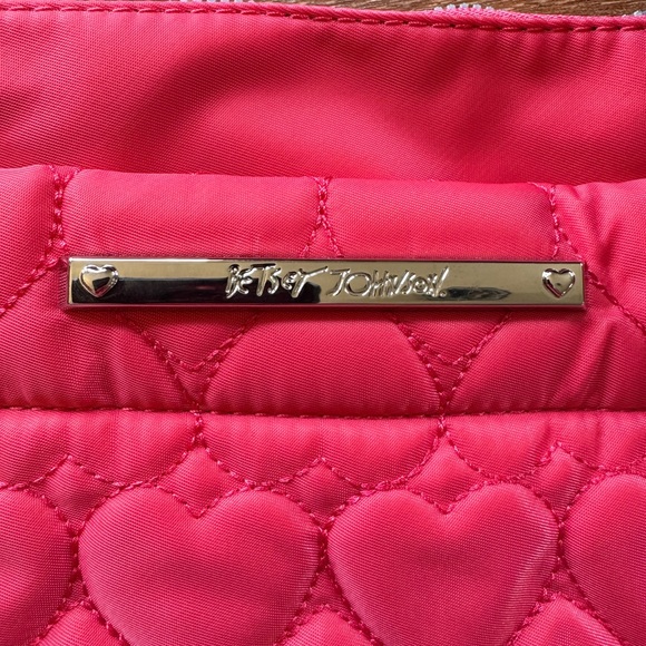 Betsey Johnson Heart Quilted Pink Tote Overnight Bag - Picture 2 of 11